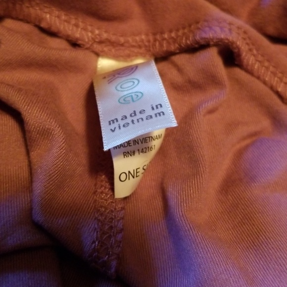 Lularoe Solid Leggings - Picture 3 of 3